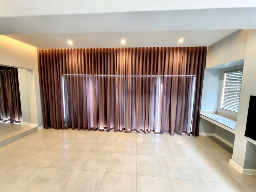 4 Bedroom Property for Sale in Sandown Western Cape